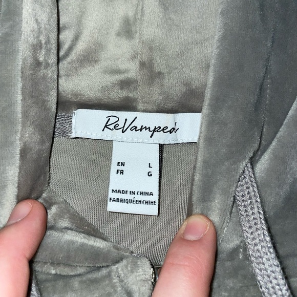 Grey Velvet Cropped Zip Up - Large - Picture 3 of 4